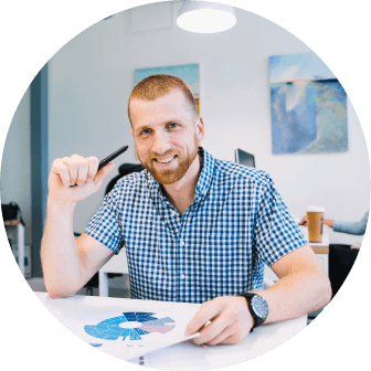 Stepforadder digital marketing expert working with clients